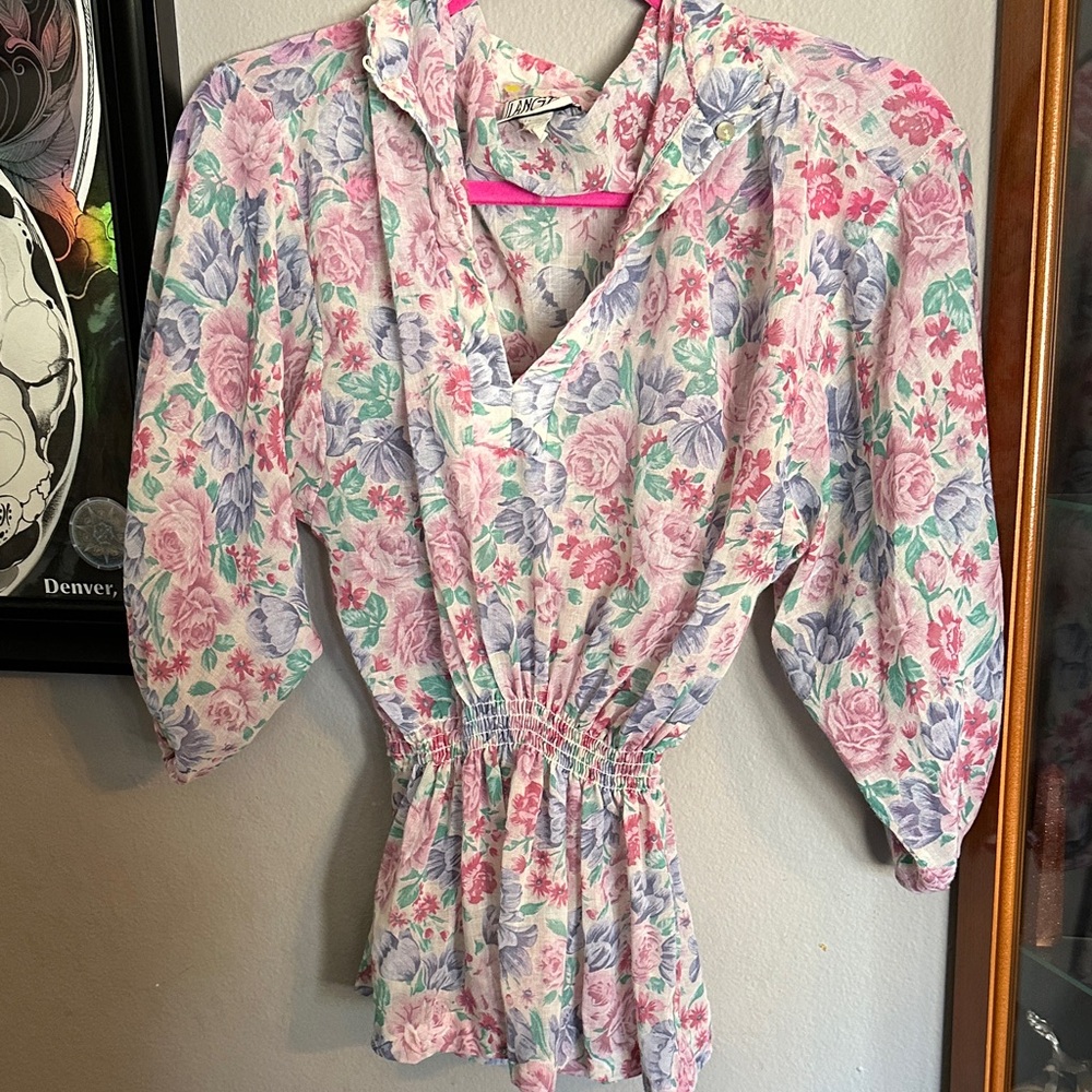 Vintage Chic Floral Blouse - Multicolor